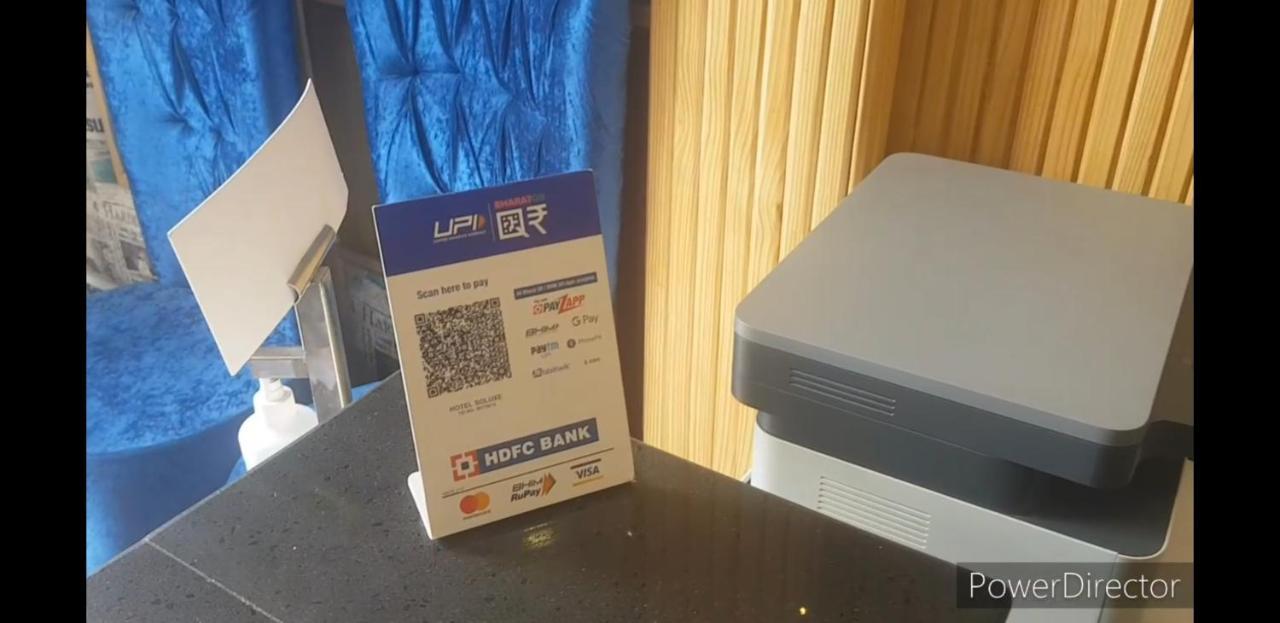 Hotel Soluxe Yamunānagar エクステリア 写真